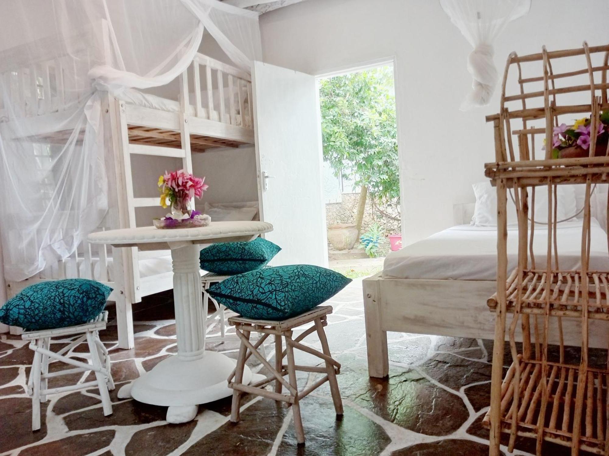 Sunny Garden Rooms Watamu Habitación foto